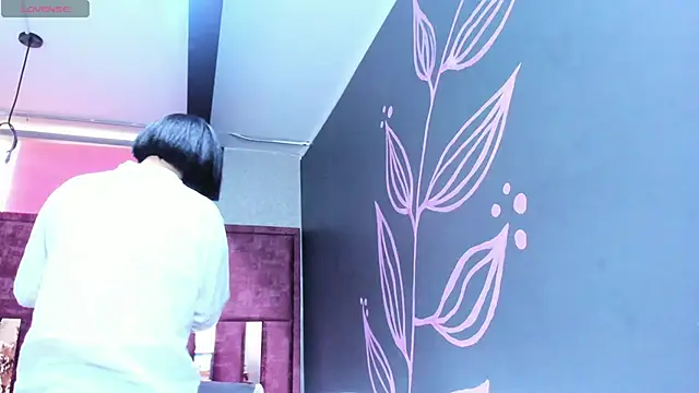 Kiara Fox   online show from 02.12.26