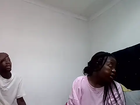 Snapshot of BloodmoonAlpha_1 chatting on 02.18.26 BloodmoonAlpha 1 online show from 02.18.26