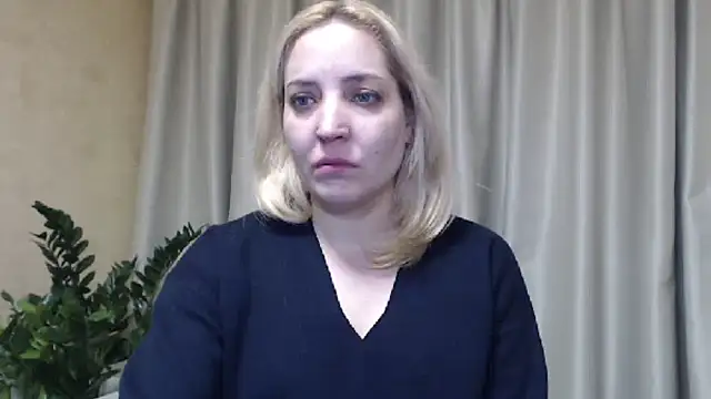 Snapshot of sweetpussy chatting on 02.26.25 sweetpussy online show from 02.26.25