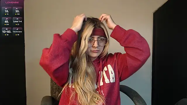 Snapshot of pal0mita chatting on 01.15.26 pal0mita online show from 01.15.26