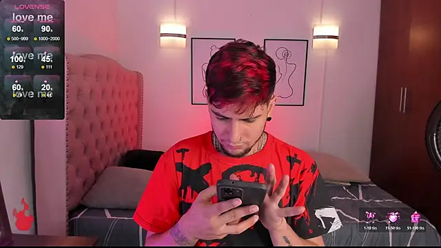 Snapshot of vaalentiino chatting on 01.18.26 vaalentiino online show from 01.18.26