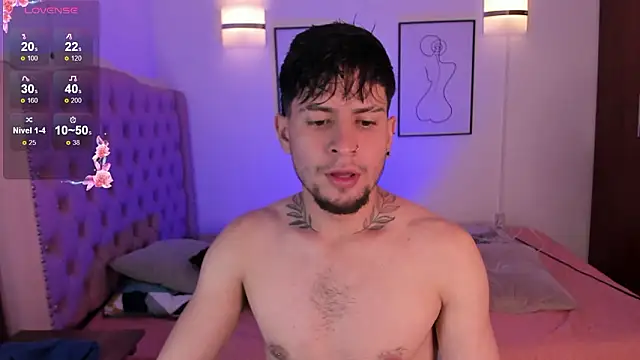 Snapshot of vaalentiino chatting on 02.27.26 vaalentiino online show from 02.27.26