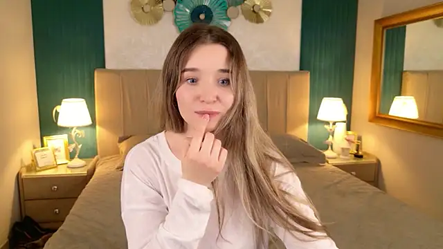 Lina Sinerz online show from 03.23.26