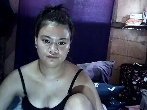 Snapshot of angela_rose20 chatting on 05.30.26 angela rose20 online show from 05.30.26