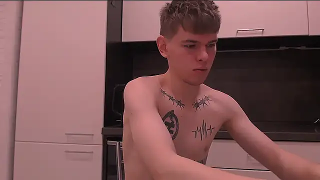 Snapshot of Fredd_Xanders chatting on 02.06.26 Fredd Xanders online show from 02.06.26