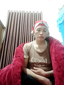 Snapshot of RV616 chatting on 12.17.25 RV616 online show from 12.17.25