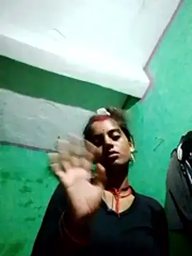 Snapshot of kami_sexe chatting on 06.17.26 kami sexe online show from 06.17.26