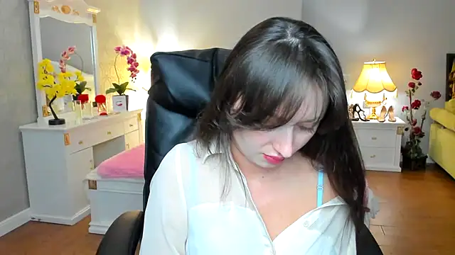 Snapshot of RosiAlina chatting on 07.16.26 RosiAlina online show from 07.16.26