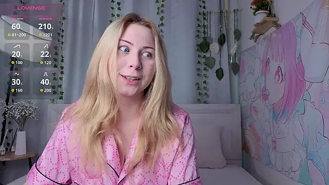 Snapshot of kaity_berry chatting on 02.28.26 kaity berry online show from 02.28.26