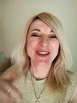 Snapshot of AhlyssaLove1155 chatting on 04.07.26 AhlyssaLove1155 online show from 04.07.26