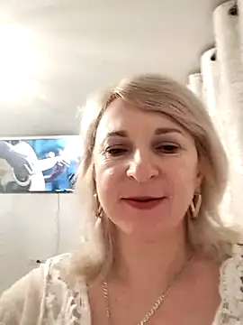 Snapshot of AhlyssaLove1155 chatting on 04.15.26 AhlyssaLove1155 online show from 04.15.26