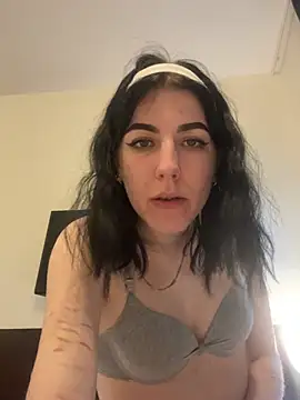Snapshot of Nattasss chatting on 04.29.26 Nattasss online show from 04.29.26