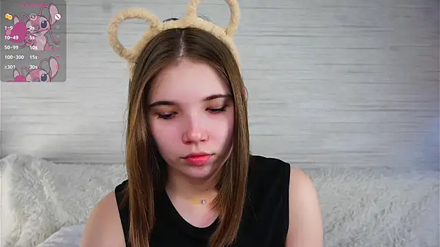 Snapshot of SolBurri chatting on 02.18.26 SolBurri online show from 02.18.26