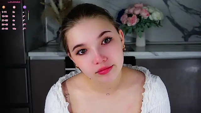 Snapshot of SolBurri chatting on 02.27.26 SolBurri online show from 02.27.26