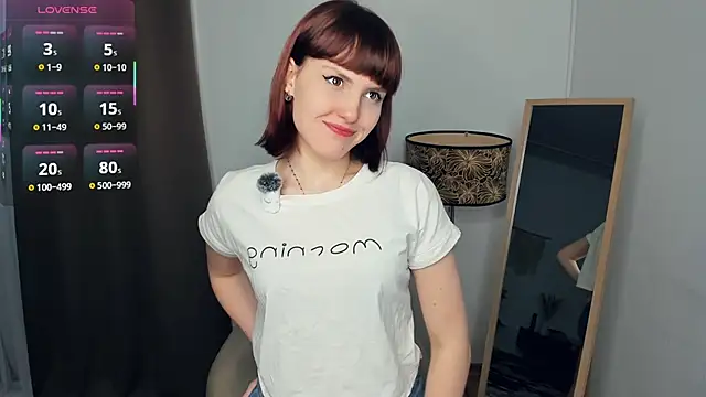 DesireeMillison online show from 01.06.26