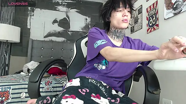 koryu skull online show from 12.16.25