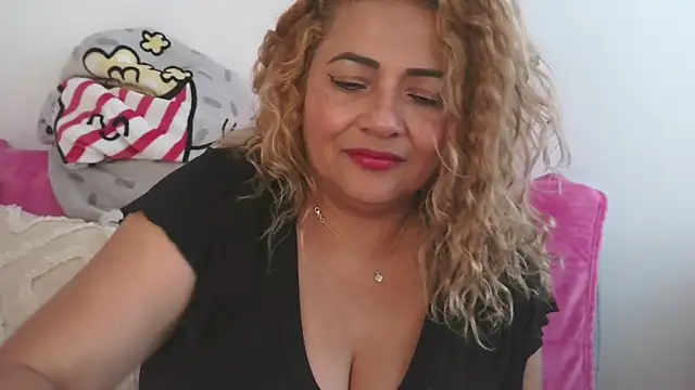 mariajosebarrazaa online show from 03.12.26