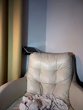 Snapshot of VanesssaMilf_ chatting on 04.25.26 VanesssaMilf online show from 04.25.26