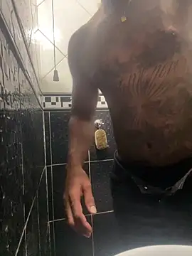 Chris5988 online show from 04.19.26