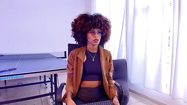 Snapshot of NaomiClay chatting on 04.27.26 NaomiClay online show from 04.27.26