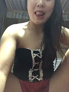 Snapshot of bae-asian chatting on 05.27.26 bae-asian online show from 05.27.26