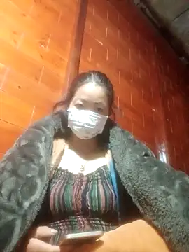 Snapshot of Amiluli chatting on 01.05.26 Amiluli online show from 01.05.26