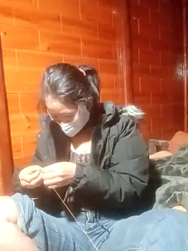 Snapshot of Amiluli chatting on 01.09.26 Amiluli online show from 01.09.26