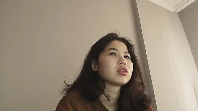 Snapshot of kimyjina chatting on 04.19.26 kimyjina online show from 04.19.26