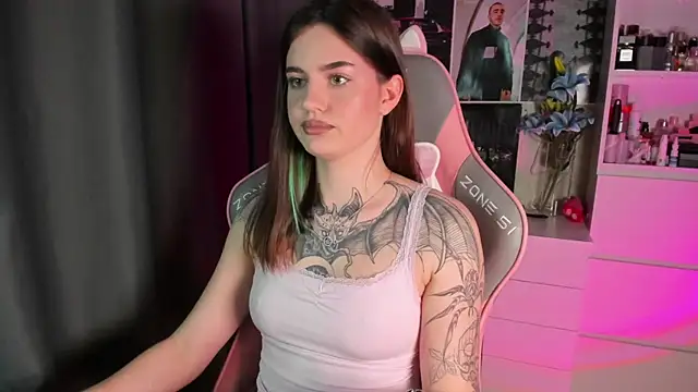 NikkieKitty online show from 03.21.26