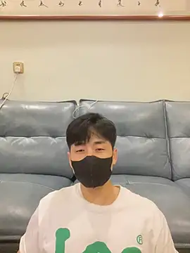Snapshot of kimze7 chatting on 07.05.26 kimze7 online show from 07.05.26