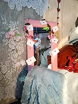 Snapshot of Princess_elia chatting on 02.19.26 Princess elia online show from 02.19.26