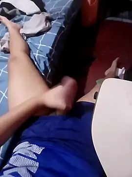 Snapshot of AVALIAminhaPika chatting on 12.15.25 AVALIAminhaPika online show from 12.15.25