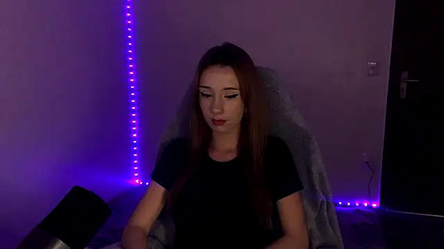 ellienymph online show from 01.06.26