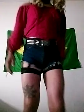 Snapshot of Danypopozuda chatting on 05.24.26 Danypopozuda online show from 05.24.26