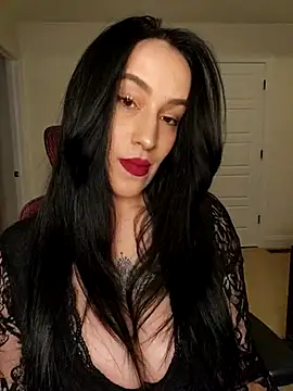 BustyVampyre online show from 02.10.26