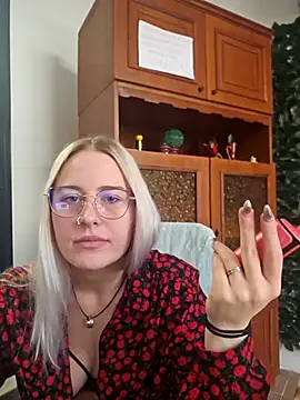 Snapshot of ChristinaWheeled11 chatting on 03.04.26 ChristinaWheeled11 online show from 03.04.26