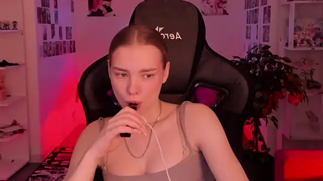 BellaHaadiid online show from 01.10.26