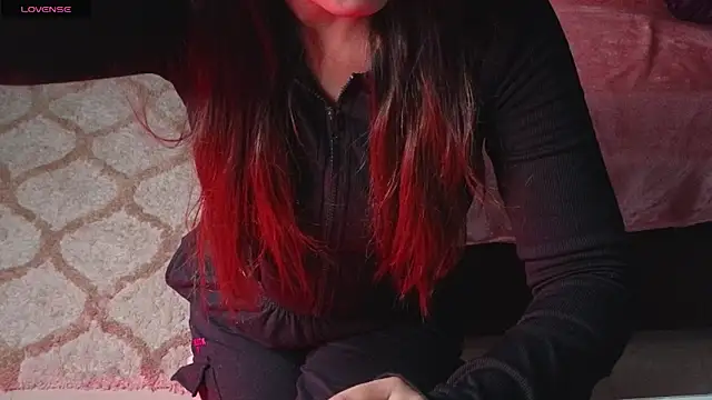 Snapshot of WaniRoy chatting on 01.12.26 WaniRoy online show from 01.12.26