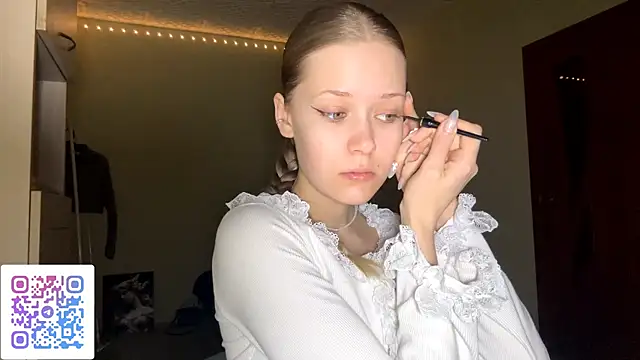 ZaidaSchwarten online show from 02.05.26