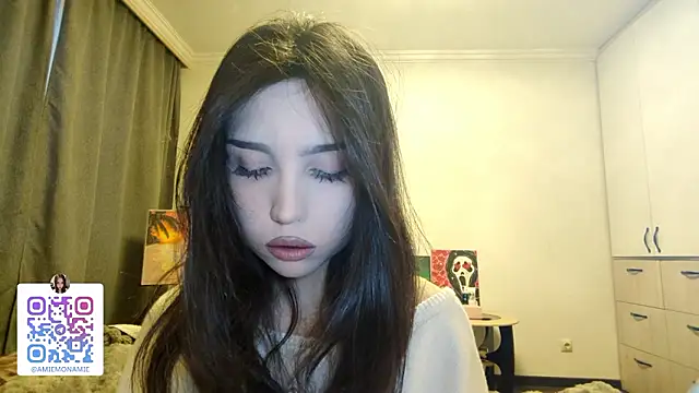 Snapshot of Qwami_Amie chatting on 01.17.26 Qwami Amie online show from 01.17.26