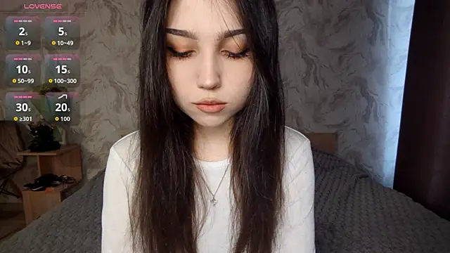 Snapshot of Qwami_Amie chatting on 03.31.26 Qwami Amie online show from 03.31.26