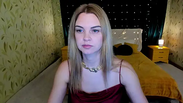 LunaFlinn online show from 02.11.26