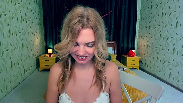 LunaFlinn online show from 03.02.26