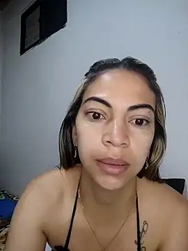 Snapshot of Evangeline_Bonnet chatting on 02.04.26 Evangeline Bonnet online show from 02.04.26