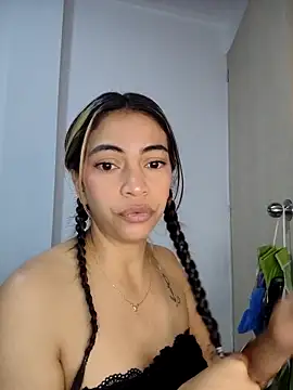 Snapshot of Evangeline_Bonnet chatting on 03.28.26 Evangeline Bonnet online show from 03.28.26