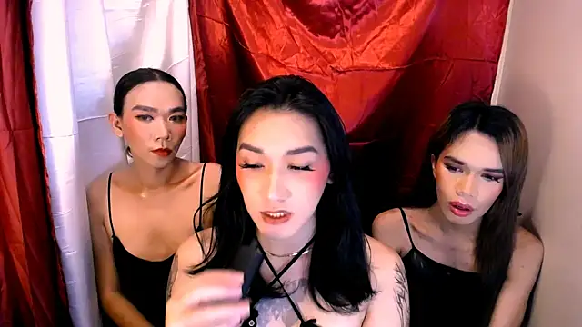 Snapshot of lil_cummer69 chatting on 05.27.26 lil cummer69 online show from 05.27.26