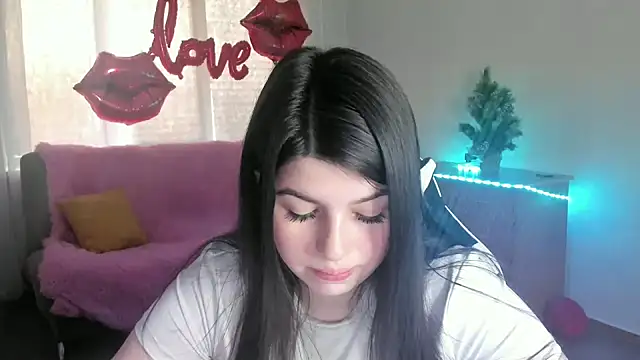 KisaModel online show from 03.07.26