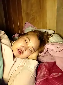 Snapshot of -myaa- chatting on 02.13.26 -myaa- online show from 02.13.26