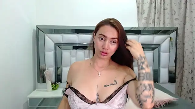 rebecagoldene online show from 02.03.26