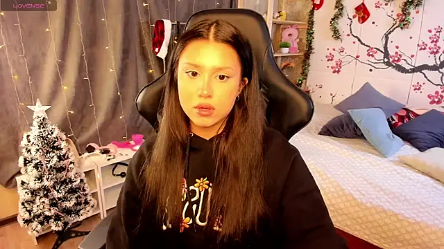 Nicole Pars online show from 01.06.26